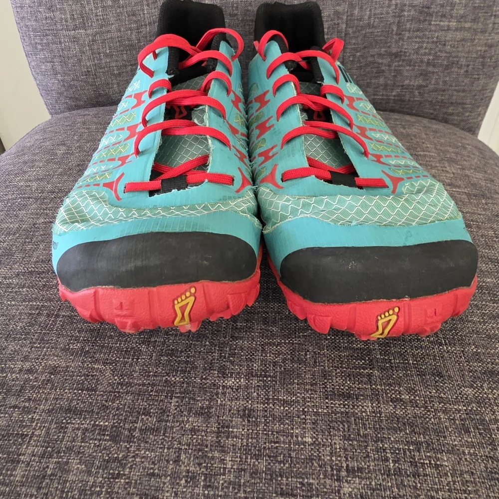 Inov 8 Trail Running Shoes with Red Laces - Picture 2 of 7
